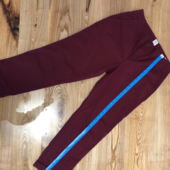 Gap super comfy girlfriend khakis - Picture 4 of 8